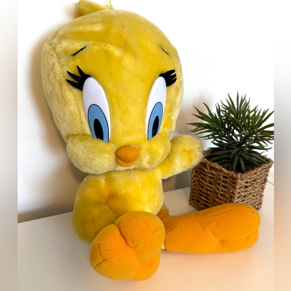Vintage 19978 Warner Bros Jaclyn Inc 18” Tweety Bird Plush Backpack Looney Tunes